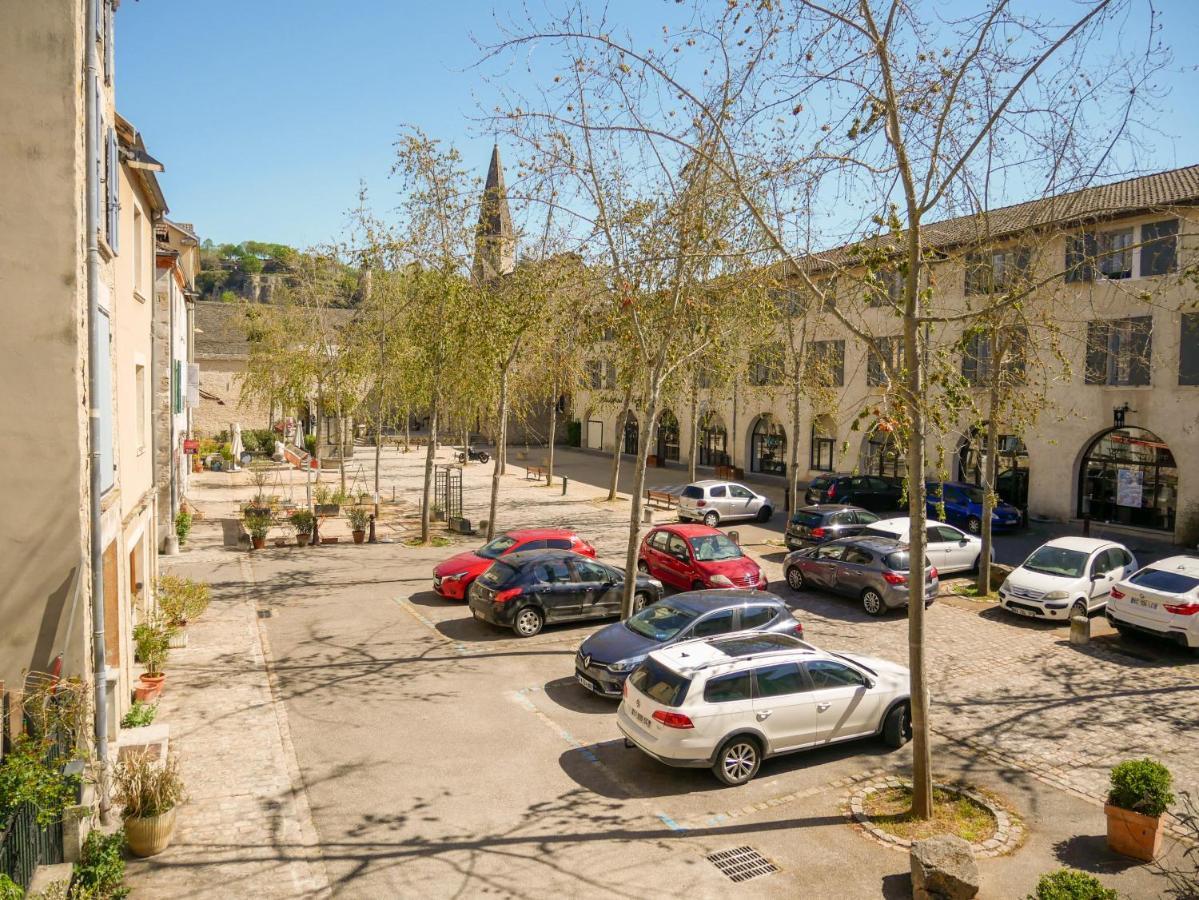 Gite Des Augustins Crémieu Екстериор снимка